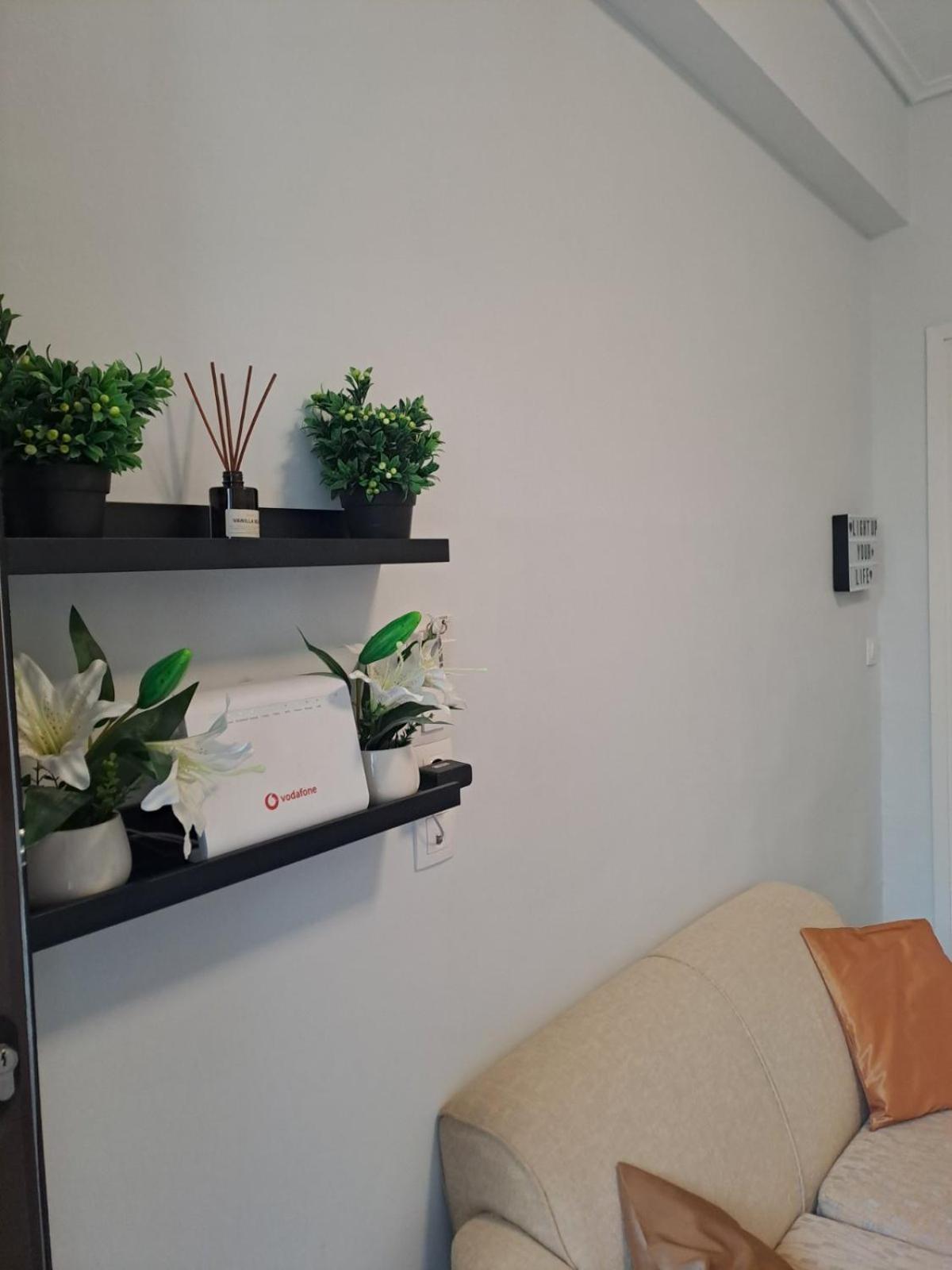 Lysandros Comfortable Apartments In Athens, Near The Metro Экстерьер фото