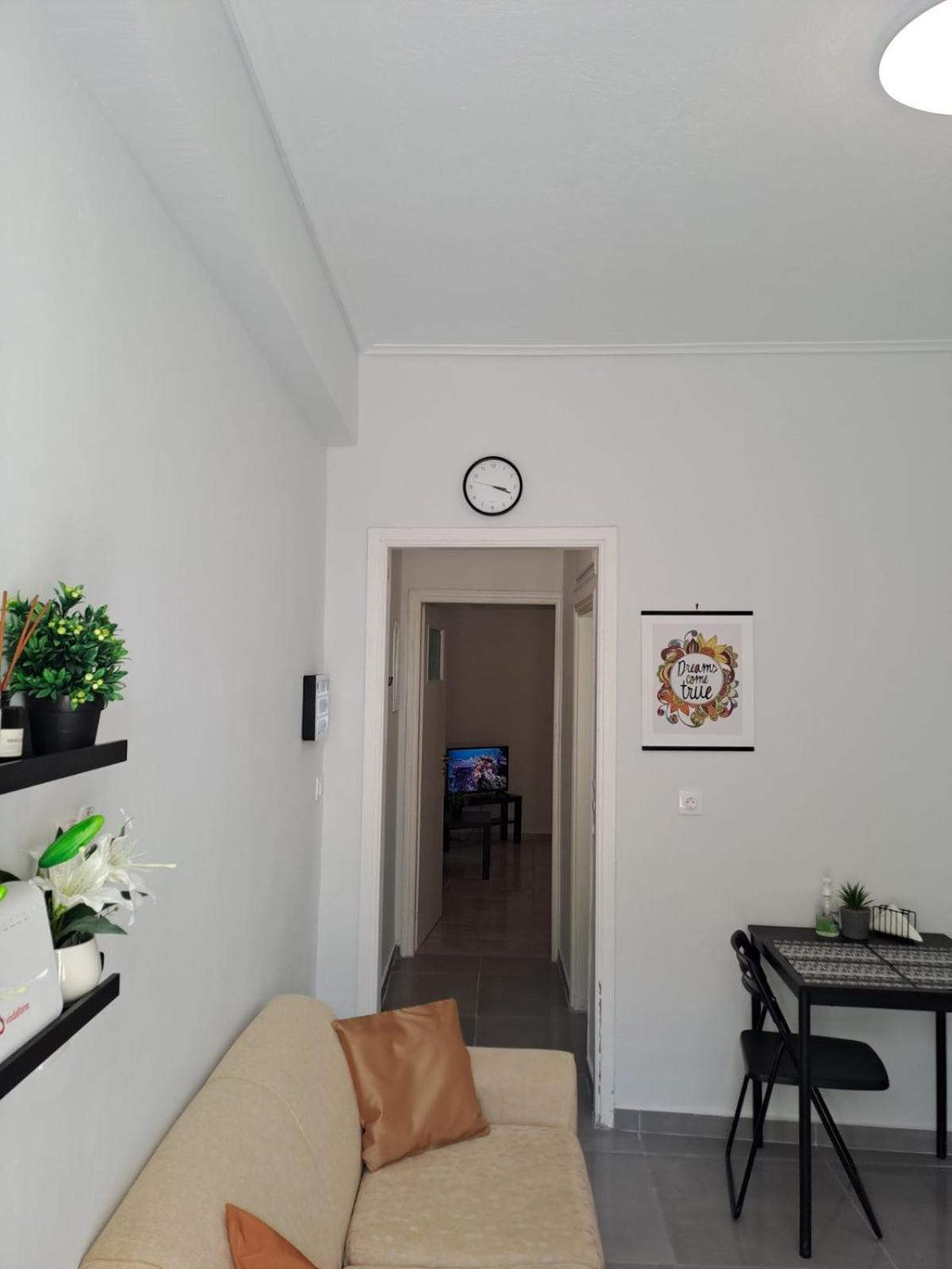 Lysandros Comfortable Apartments In Athens, Near The Metro Экстерьер фото